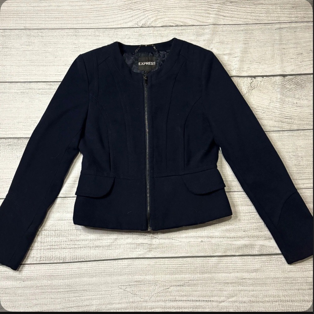 Express Women's Tailored Navy Cropped Zip Up Blazer Jacket with Peplum Back‎